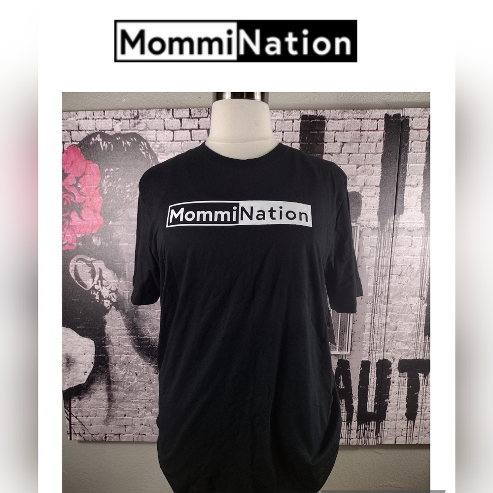 MommiNation by Santa Richards Ross Tee